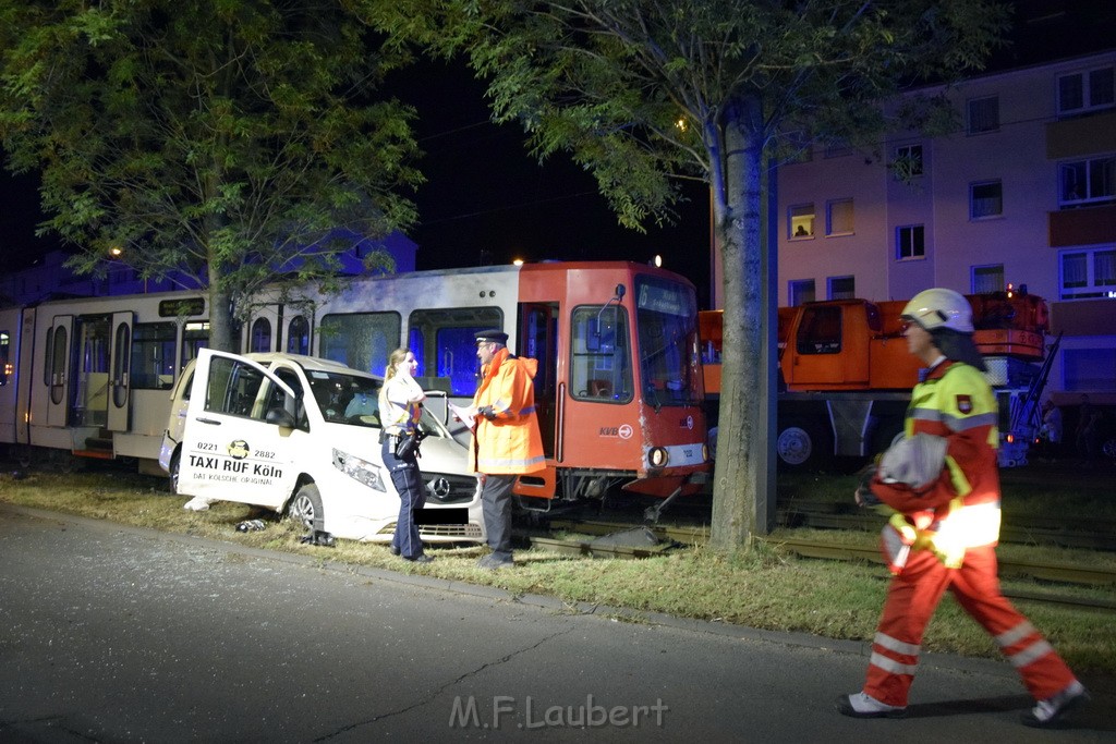 VU PKW Strab Koeln Niehl Amsterdamerstr Friedrich Karlstr P005.JPG - Miklos Laubert